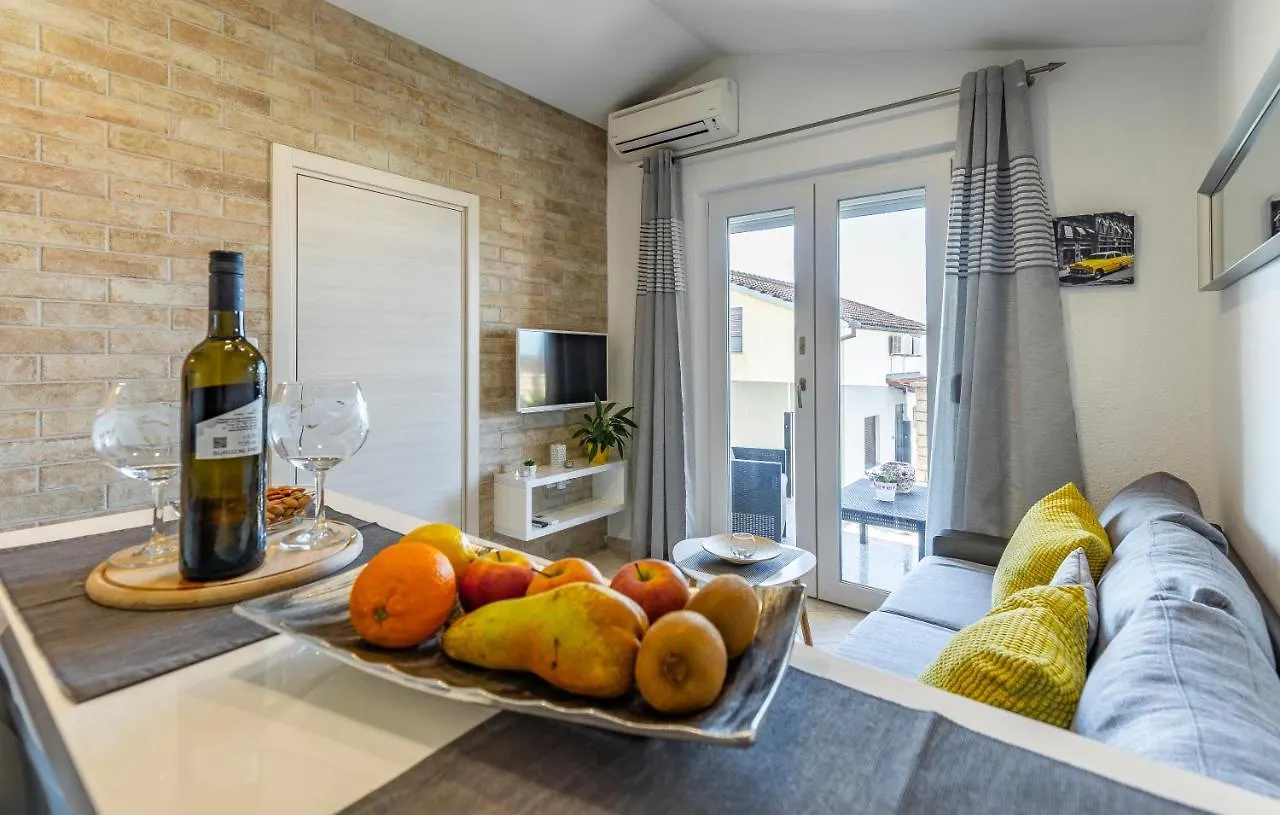 Apartments Denis 2 Medulin Croatia